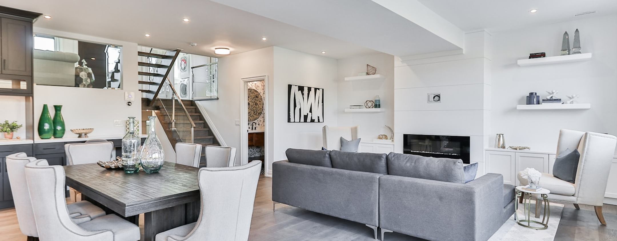 Modern apartment available for guests